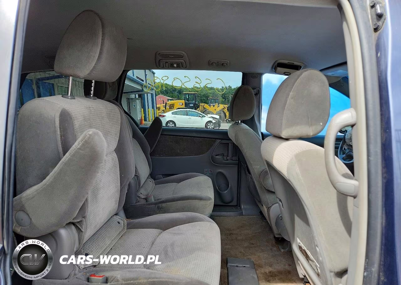 2009 Toyota Sienna Le 7-Passenger VIN:5TDZK23C39S226241 - 11