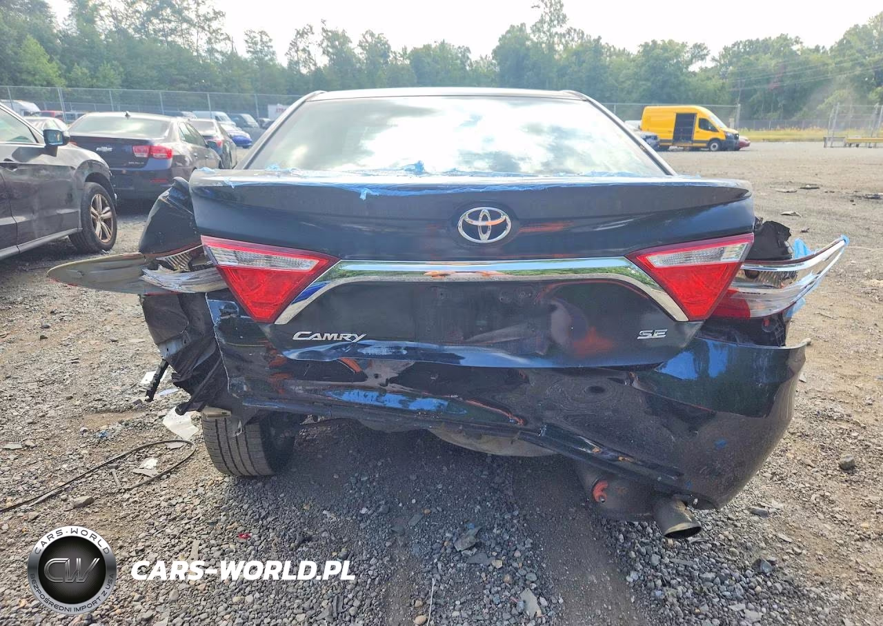 2015 Toyota Camry Se VIN:4T1BF1FK1FU096613 - 6