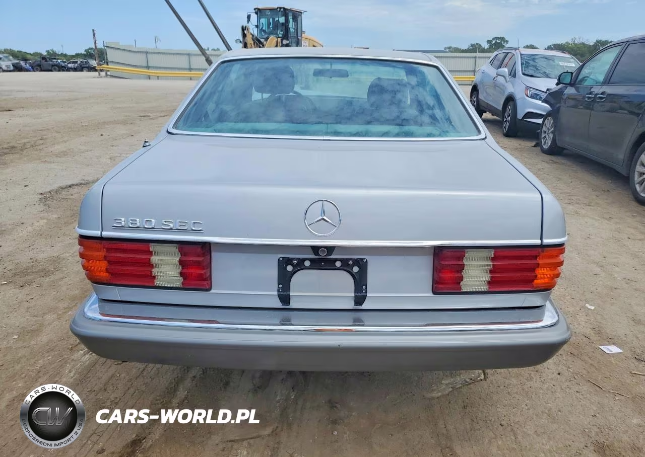 1983 Mercedes-Benz 380 Sec VIN:WDBCA43A5DB007024 - 6