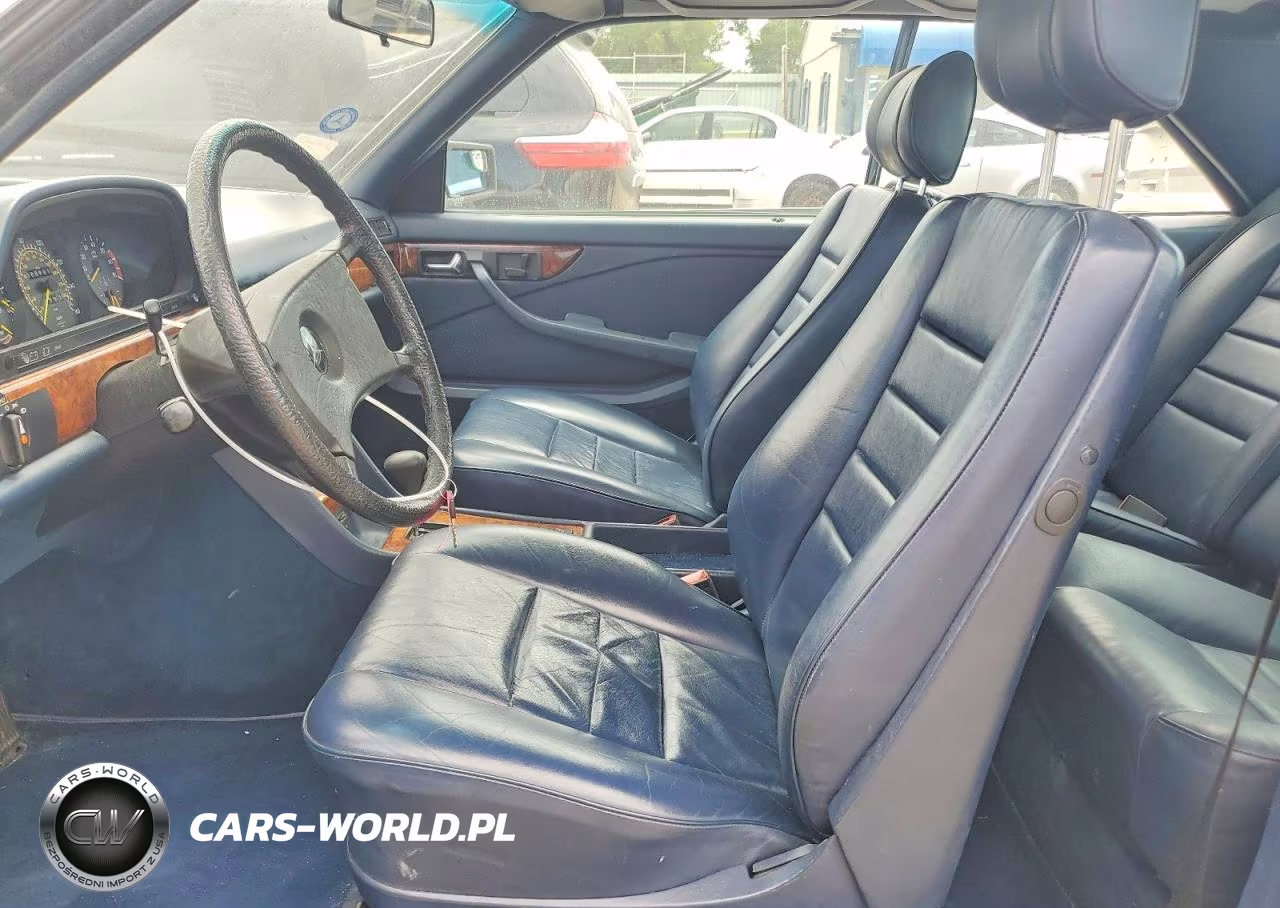 1983 Mercedes-Benz 380 Sec VIN:WDBCA43A5DB007024 - 7