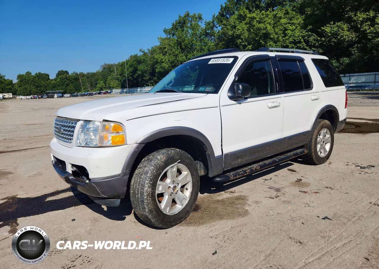 2003 Ford Explorer Xlt
