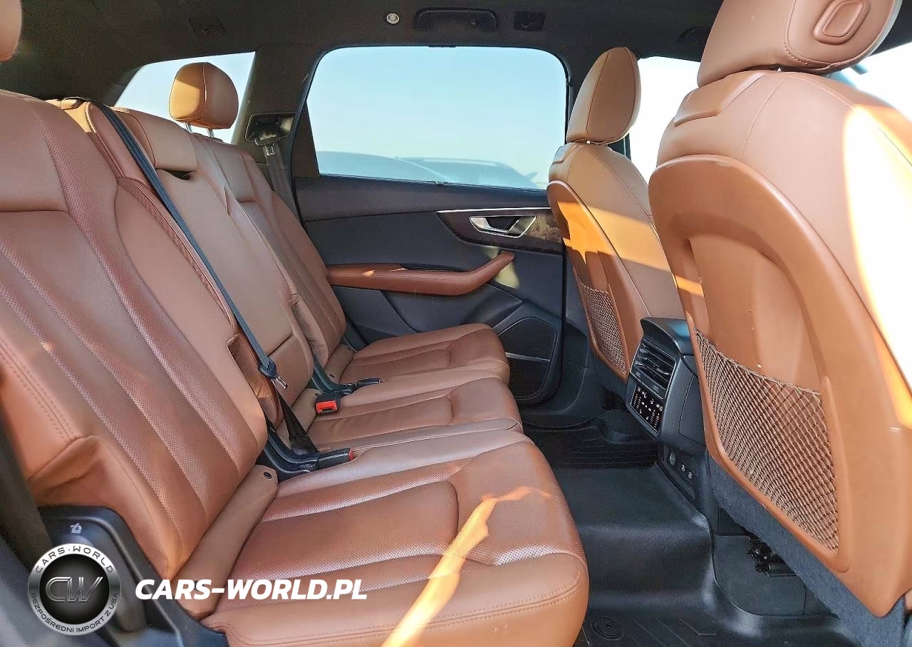 2021 Audi Q7 Premium Plus VIN:WA1LXAF79MD023529 - 11