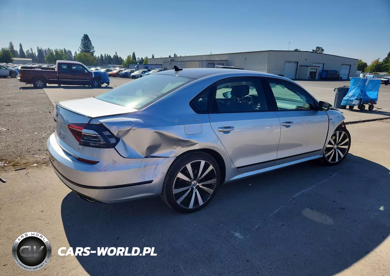 2018 Volkswagen Passat Gt VIN:1VWJM7A39JC050533 - 3