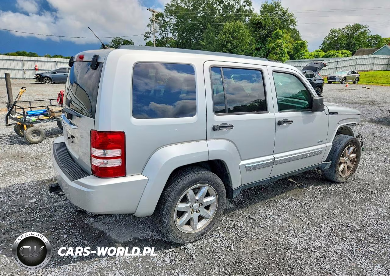 2012 Jeep Liberty Sport VIN:1C4PJMAK5CW212431 - 3