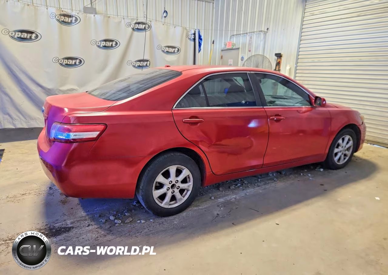 2010 Toyota Camry Le VIN:4T1BF3EK9AU081329 - 3