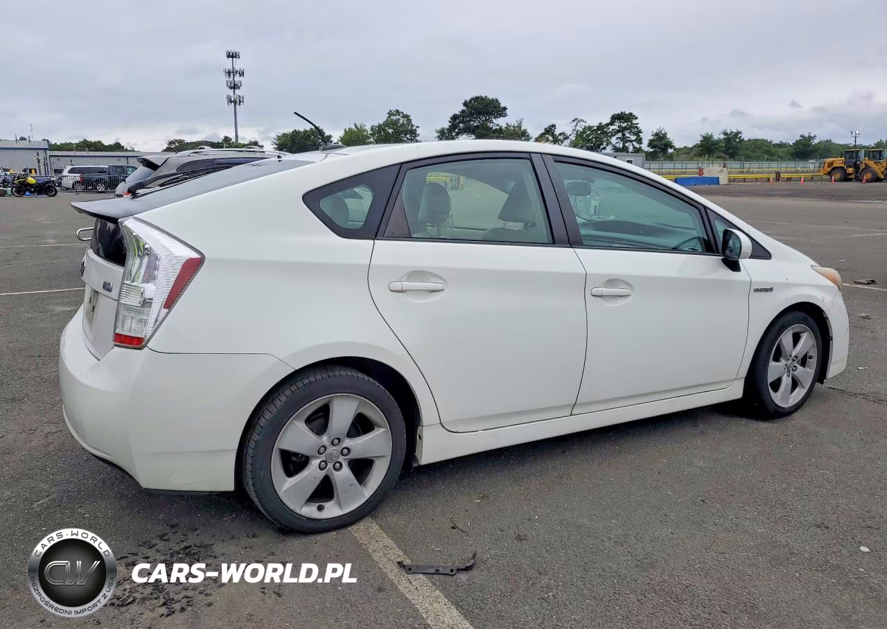 2010 Toyota Prius V VIN:JTDKN3DU3A0192881 - 3