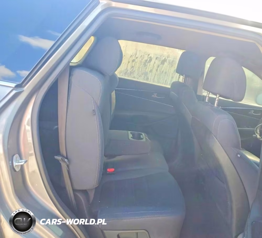 2017 Kia Sorento Lx VIN:5XYPG4A3XHG331412 - 11