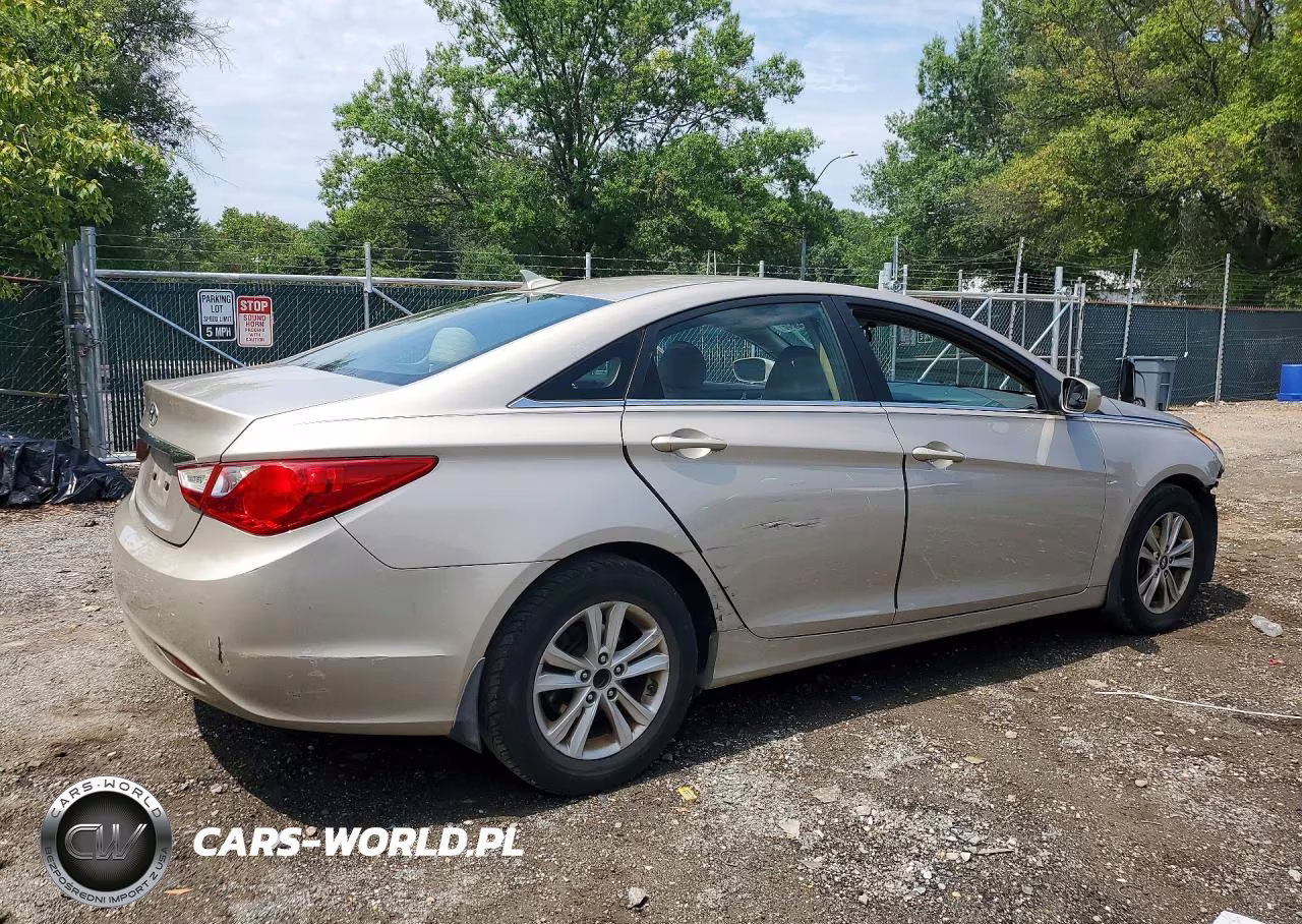 2011 Hyundai Sonata Gls VIN:5NPEB4AC4BH188401 - 3