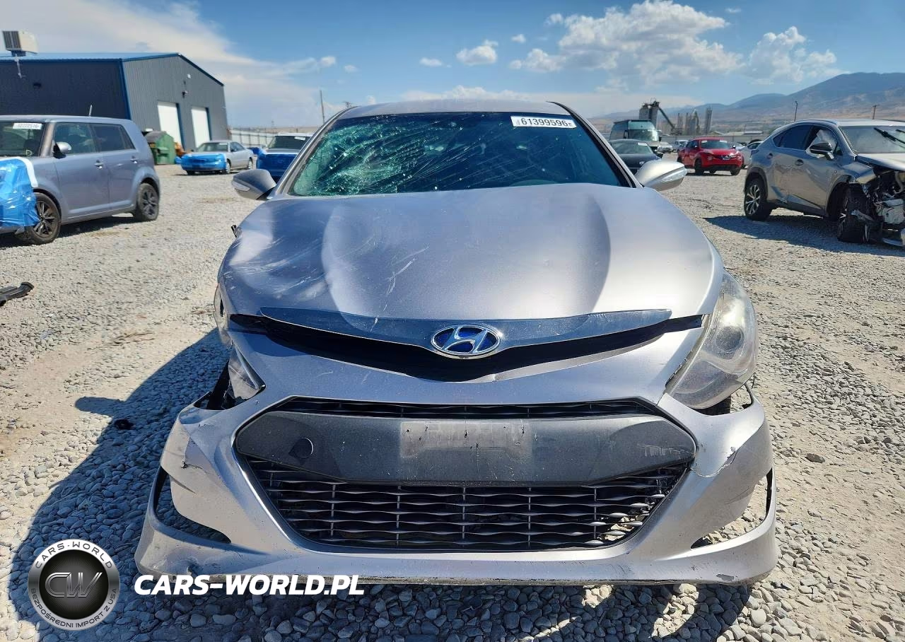 2013 Hyundai Sonata Hybrid VIN:KMHEC4A46DA101061 - 5