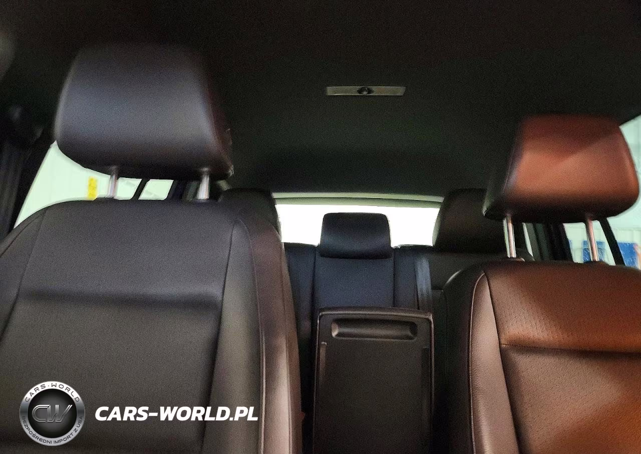 2016 Volkswagen Tiguan S VIN:WVGBV7AX9GW617432 - 10