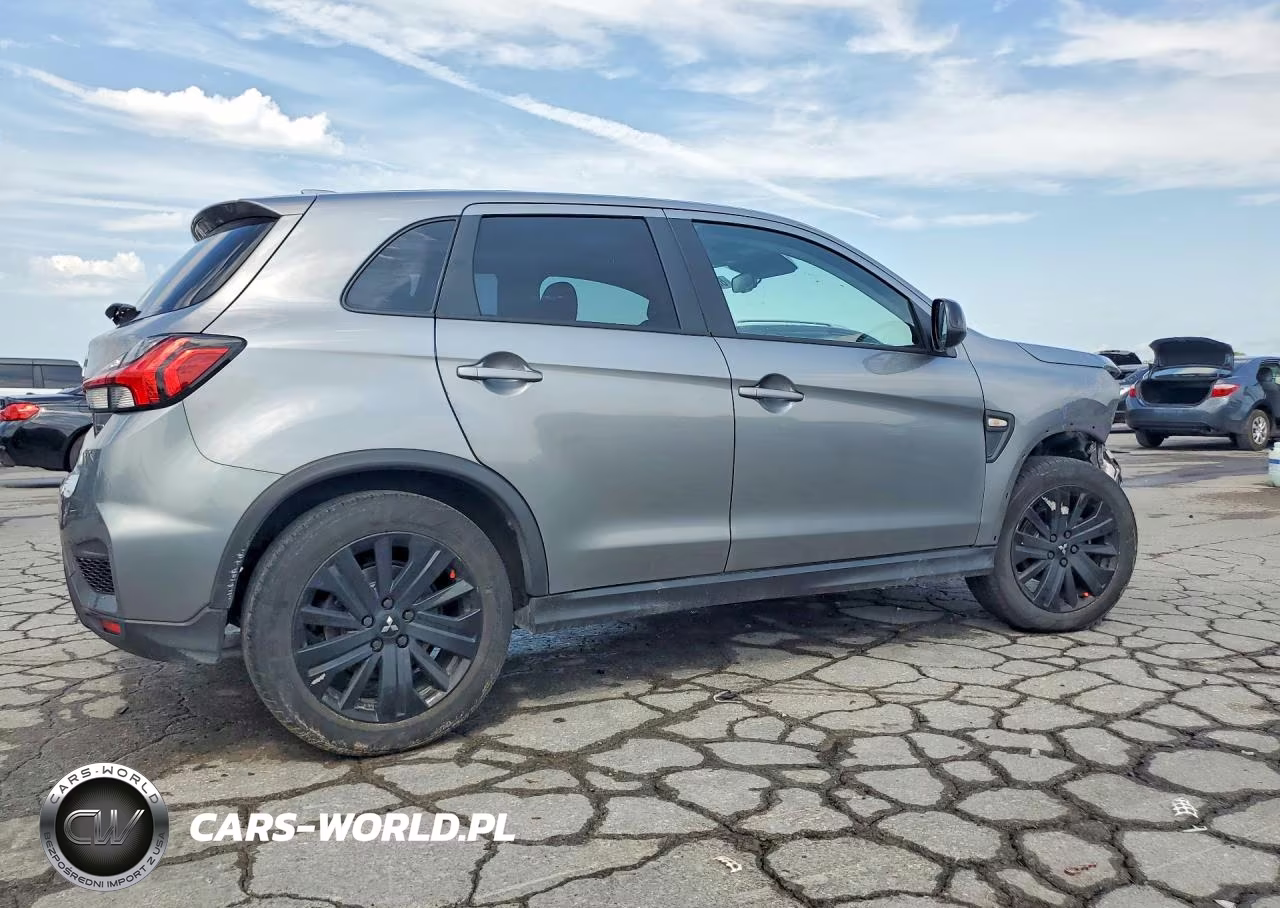2023 Mitsubishi Outlander Sport S-Se VIN:JA4ARUAU9PU002944 - 3
