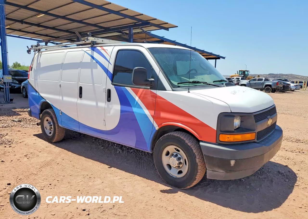2017 Chevrolet Express G2500 VIN:1GCWGAFF5H1295805 - 4