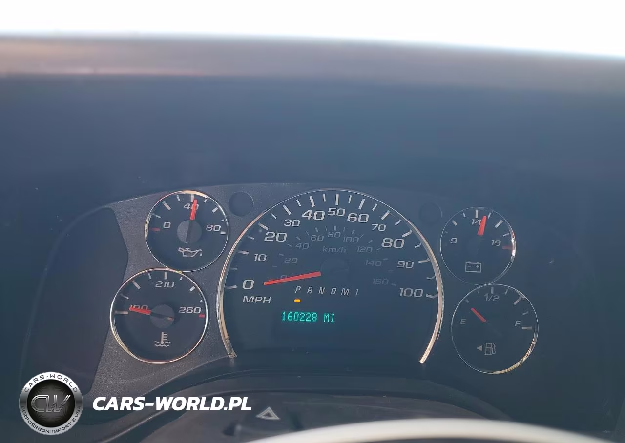 2017 Chevrolet Express G2500 VIN:1GCWGAFF5H1295805 - 9