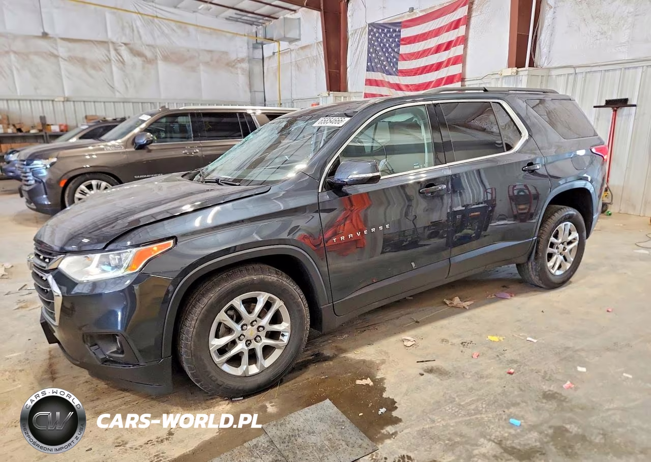 2019 Chevrolet Traverse Lt VIN:1GNERGKW0KJ144299 - 1