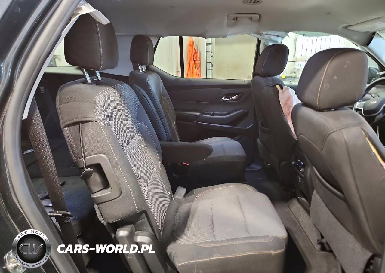 2019 Chevrolet Traverse Lt VIN:1GNERGKW0KJ144299 - 11