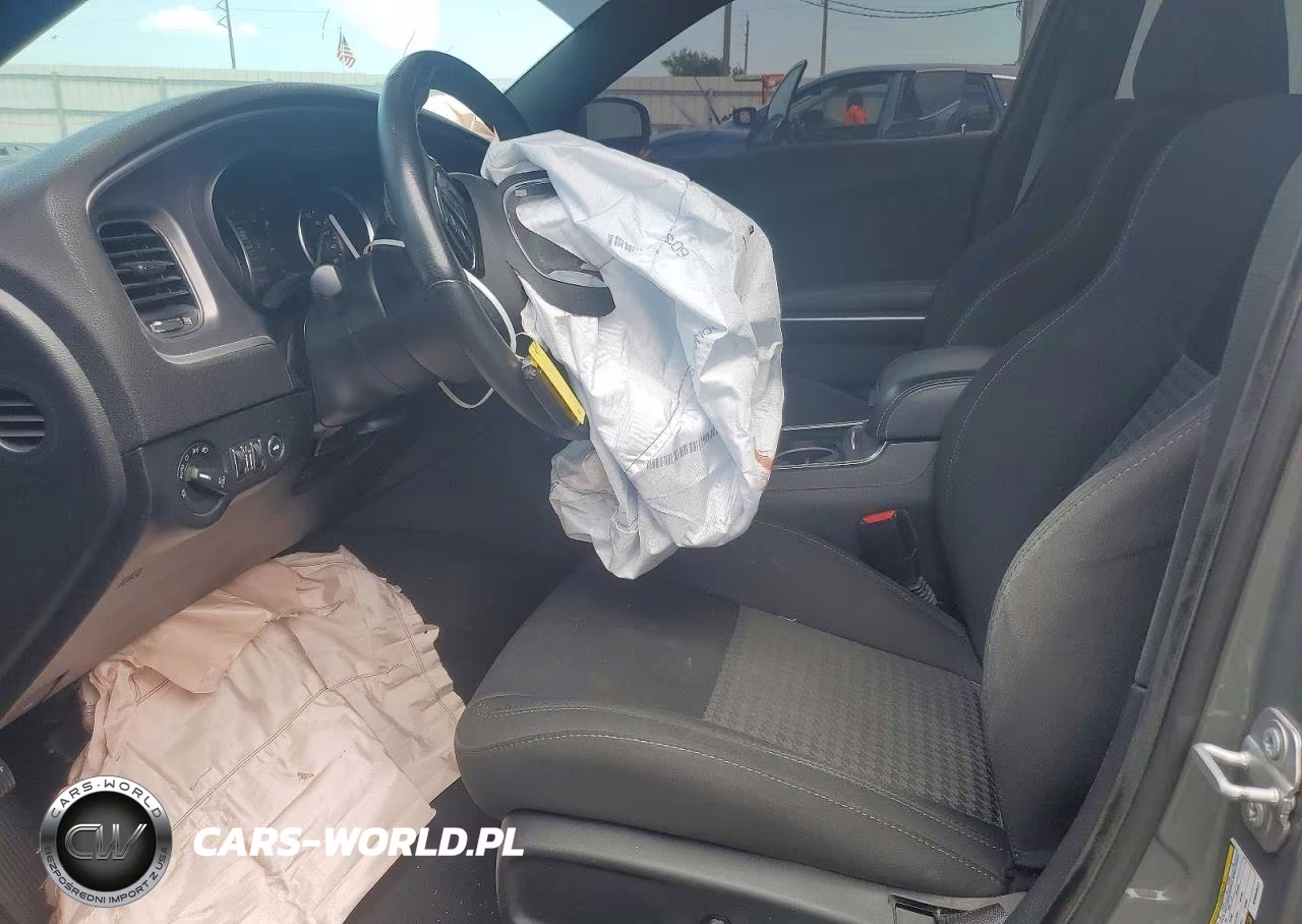 2019 Dodge Charger Scat Pack VIN:2C3CDXGJXKH594611 - 7