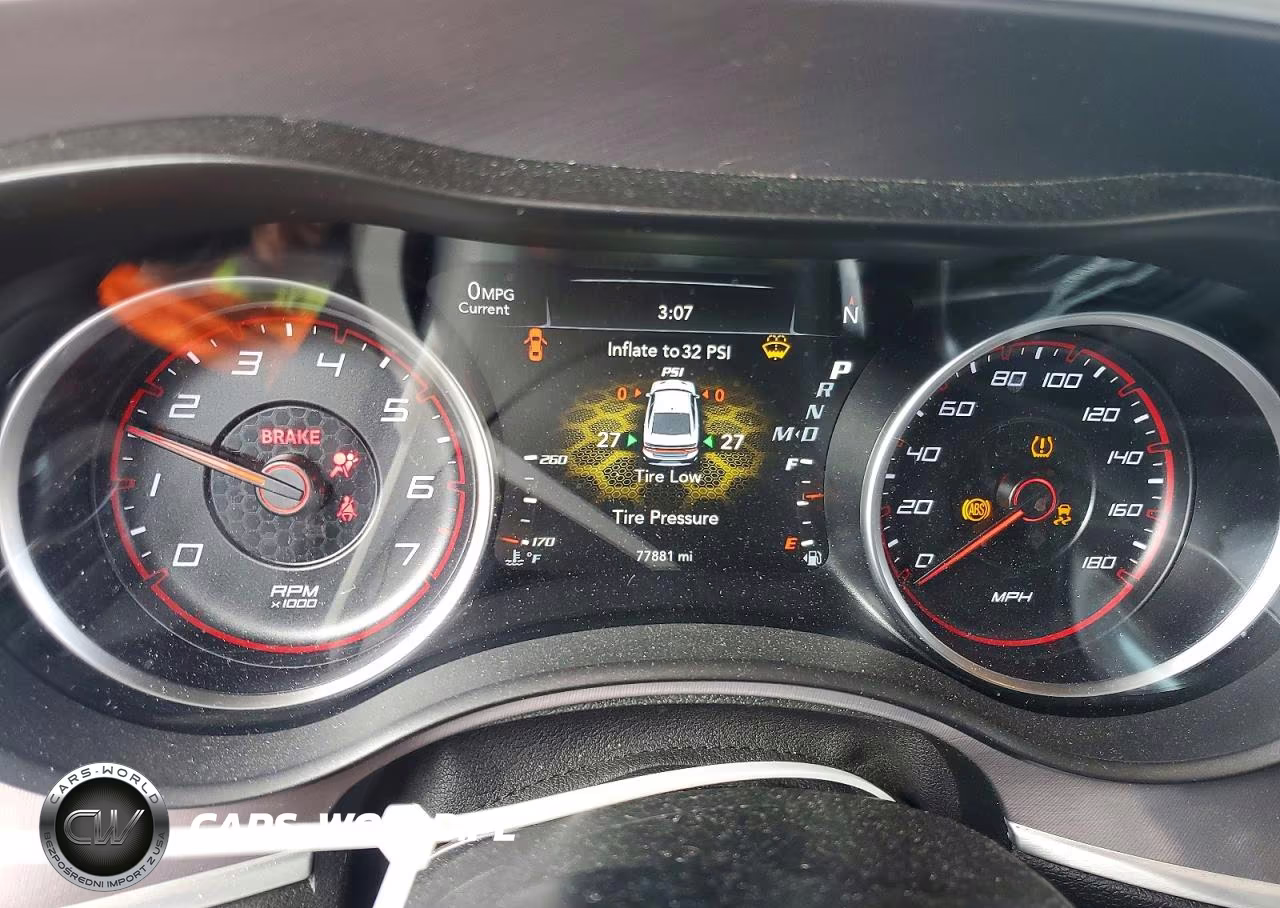 2019 Dodge Charger Scat Pack VIN:2C3CDXGJXKH594611 - 9
