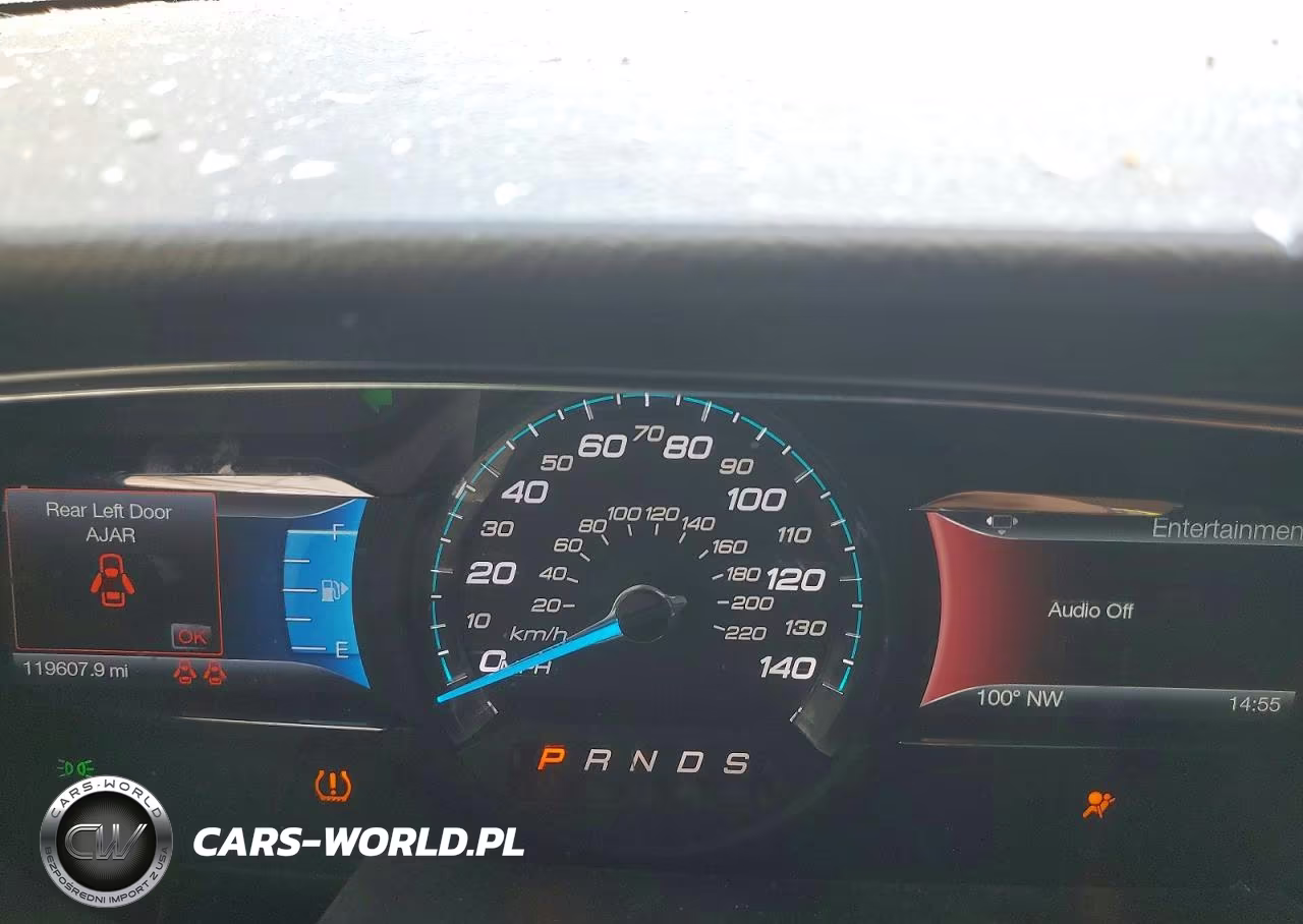 2015 Ford Taurus Sel VIN:1FAHP2E83FG141224 - 9