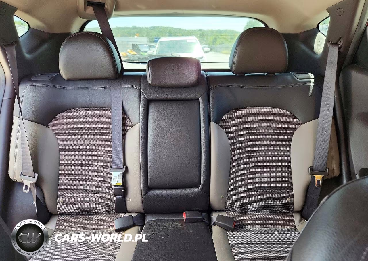 2011 Hyundai Tucson Gls VIN:KM8JUCAC5BU269539 - 10