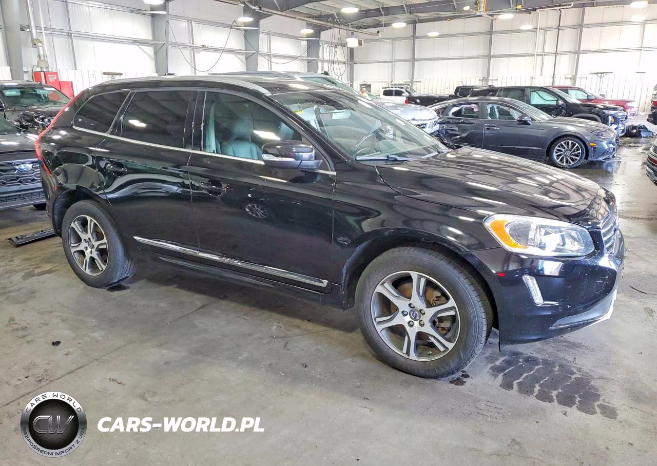 2015 Volvo Xc60 T6 Platinum VIN:YV4902RD1F2596805 - 4