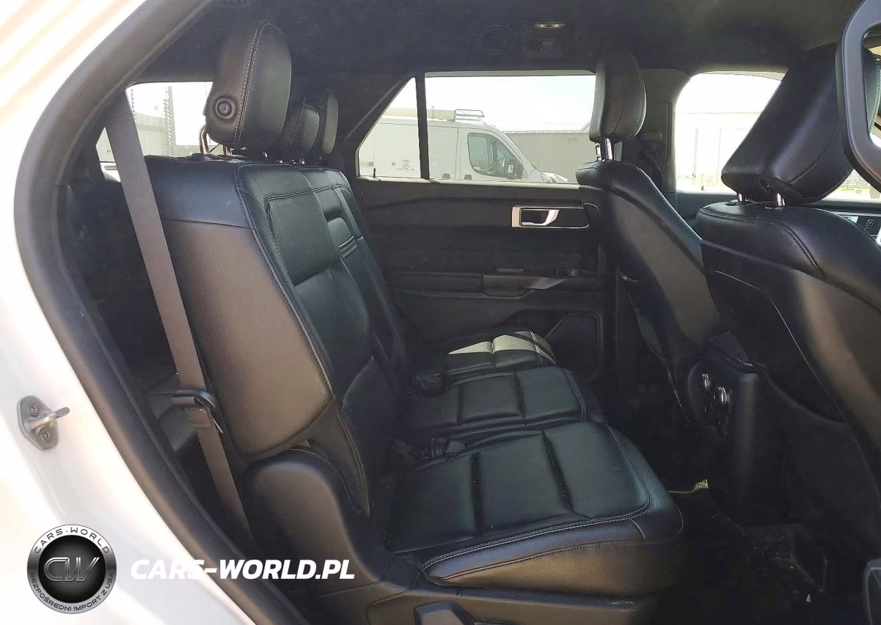 2020 Ford Explorer Xlt VIN:1FMSK8DHXLGB74103 - 11