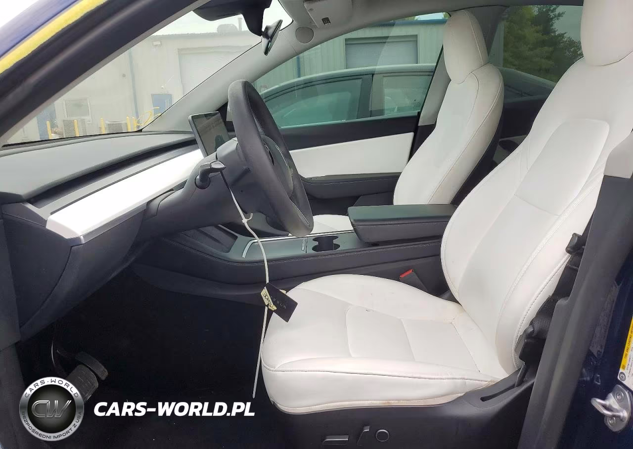 2022 Tesla Model Y VIN:7SAYGDEE4NF458310 - 7