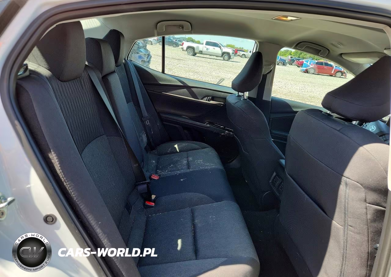 2025 Toyota Camry Le VIN:4T1DAACK5SU623185 - 10