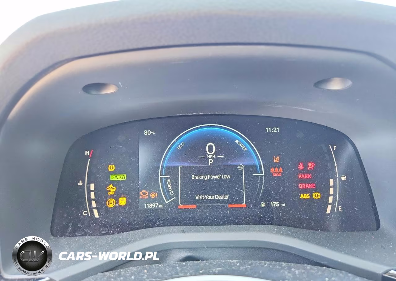 2025 Toyota Camry Le VIN:4T1DAACK5SU623185 - 9