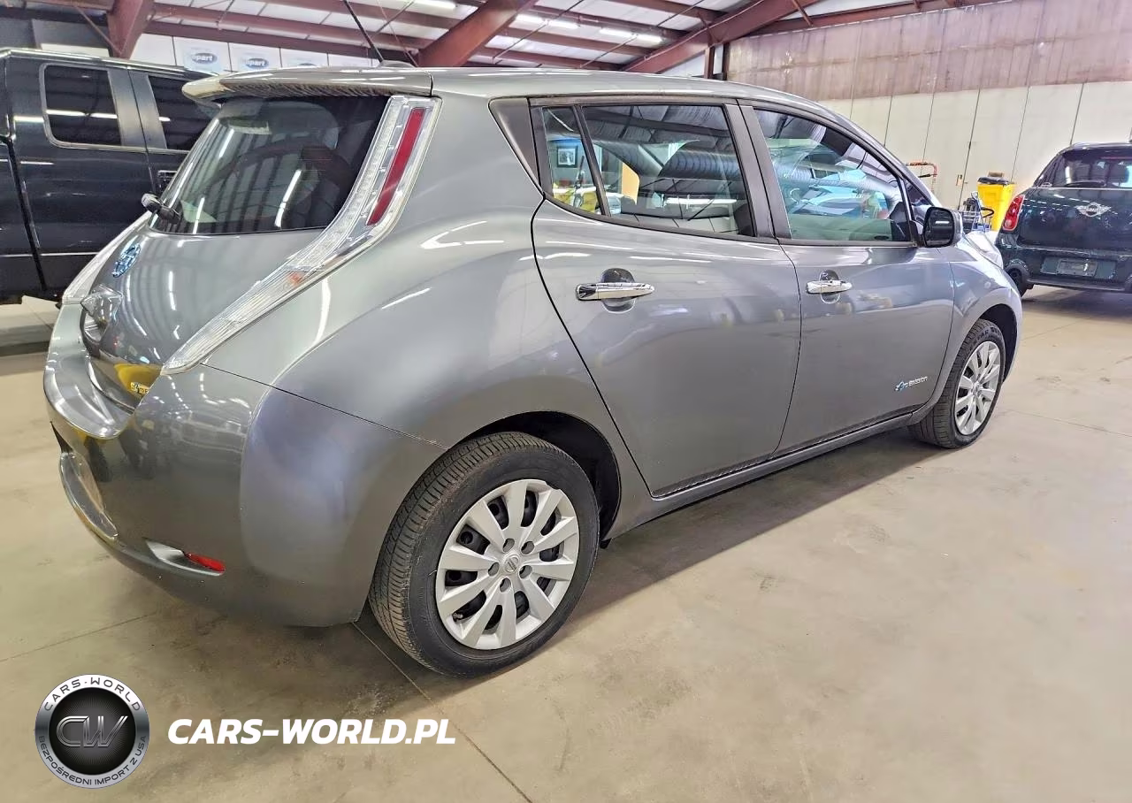 2015 Nissan Leaf S VIN:1N4AZ0CP7FC319329 - 3