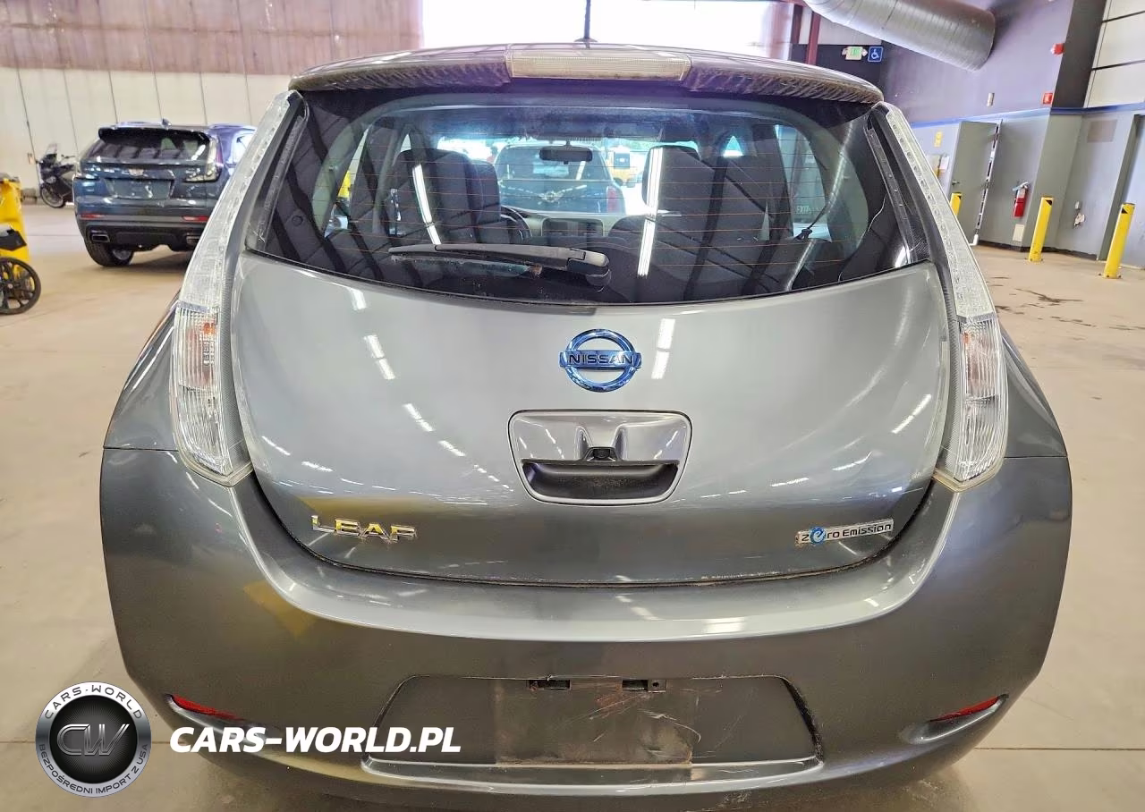 2015 Nissan Leaf S VIN:1N4AZ0CP7FC319329 - 6