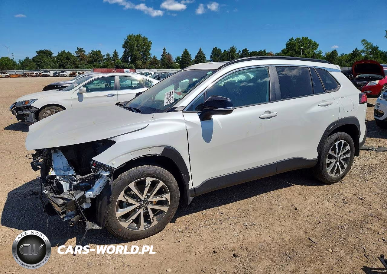 2025 Toyota Corolla Cross Xle VIN:7MUDAABGXSV127133 - 1