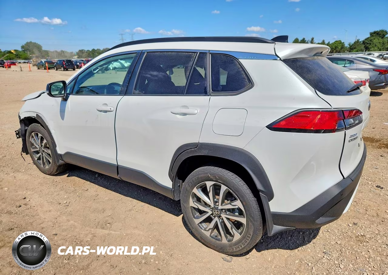 2025 Toyota Corolla Cross Xle VIN:7MUDAABGXSV127133 - 2