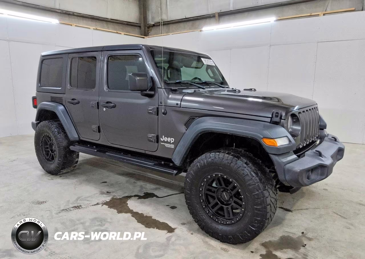 2018 Jeep Wrangler Unlimited Sport VIN:1C4HJXDG7JW117721 - 4