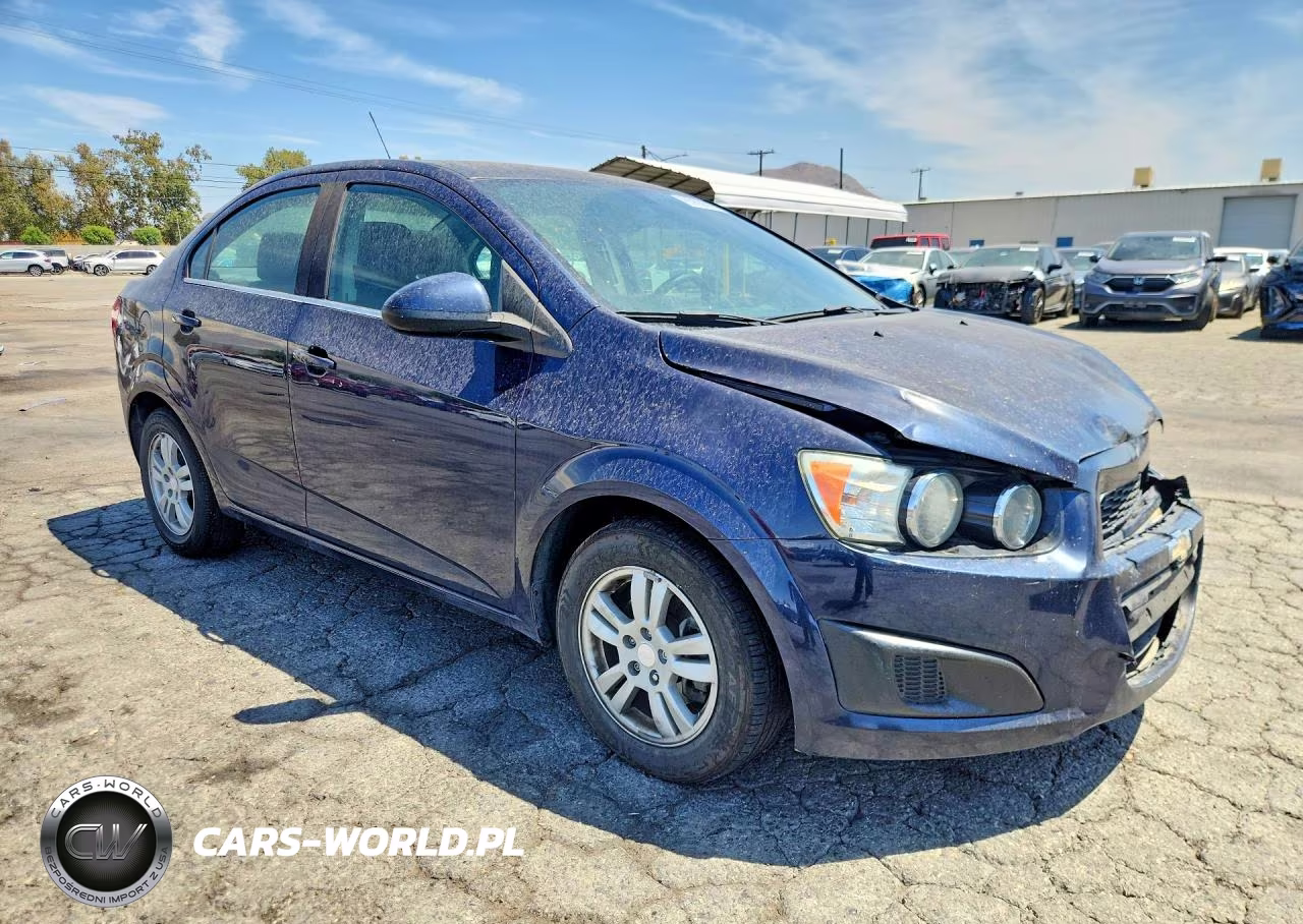 2016 Chevrolet Sonic Lt VIN:1G1JC5SG4G4162079 - 4