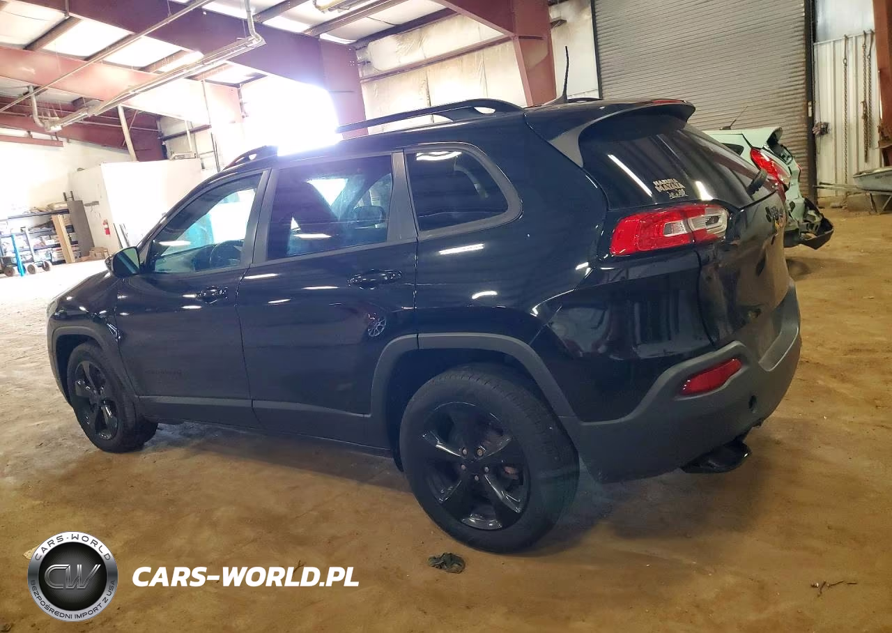 2018 Jeep Cherokee Latitude VIN:1C4PJLCB3JD538521 - 2