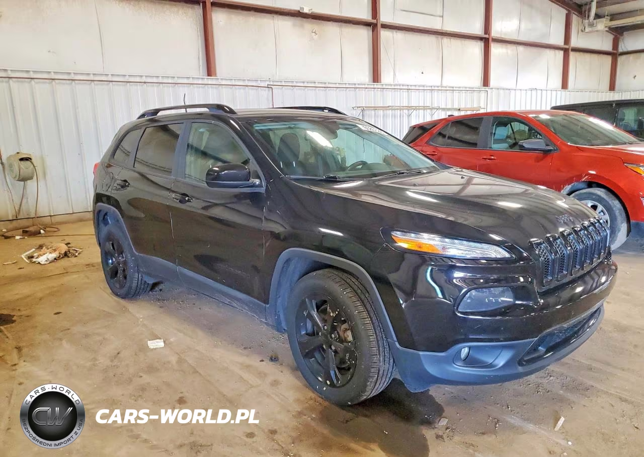 2018 Jeep Cherokee Latitude VIN:1C4PJLCB3JD538521 - 4
