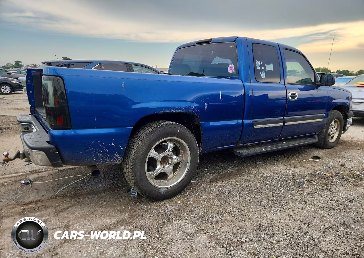 2004 Chevrolet Silverado C1500 VIN:2GCEC19V241158108 - 3