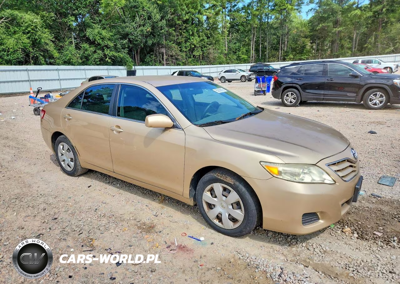 2010 Toyota Camry Le VIN:4T1BF3EK6AU003171 - 4