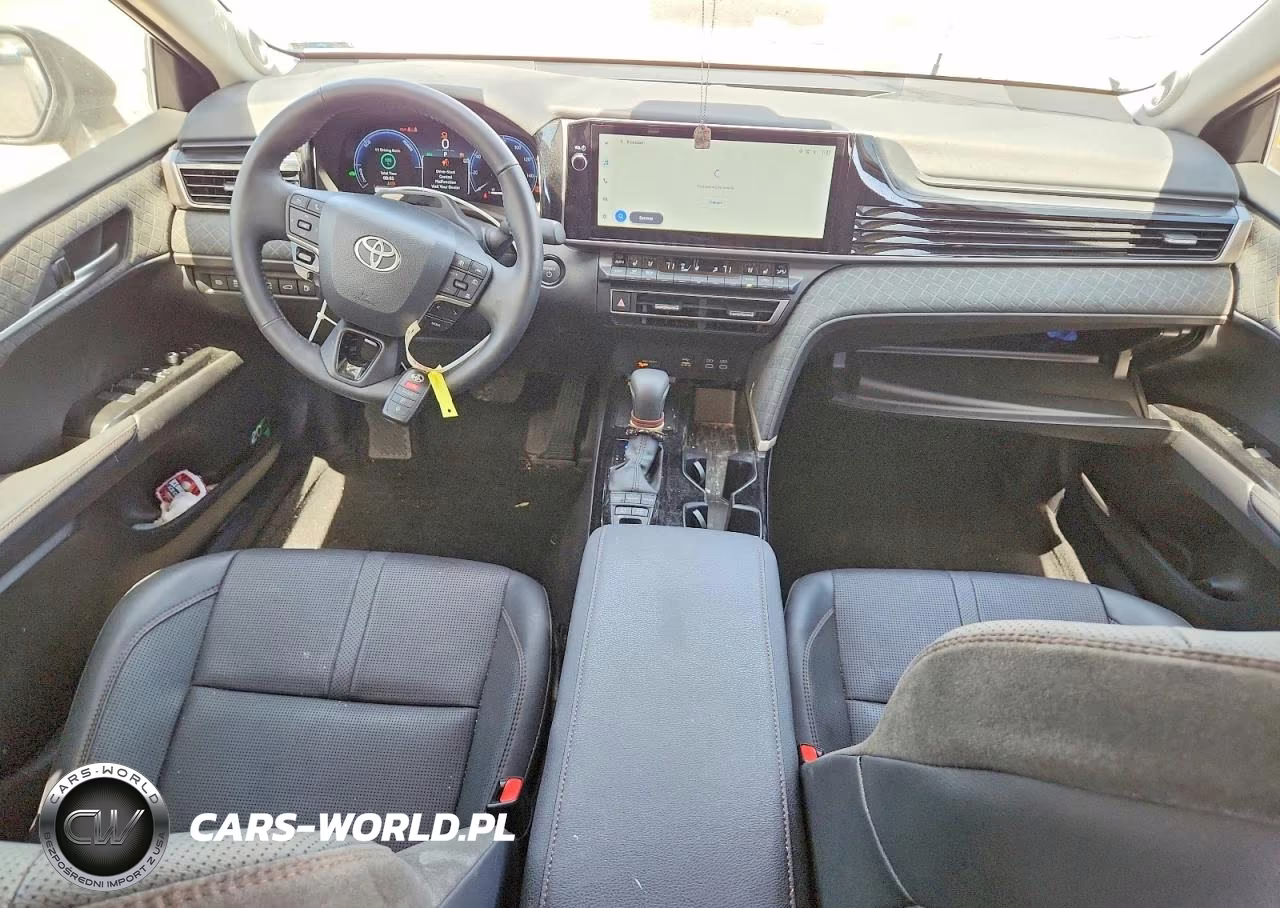 2025 Toyota Camry Xle VIN:4T1DBADK9SU517057 - 8