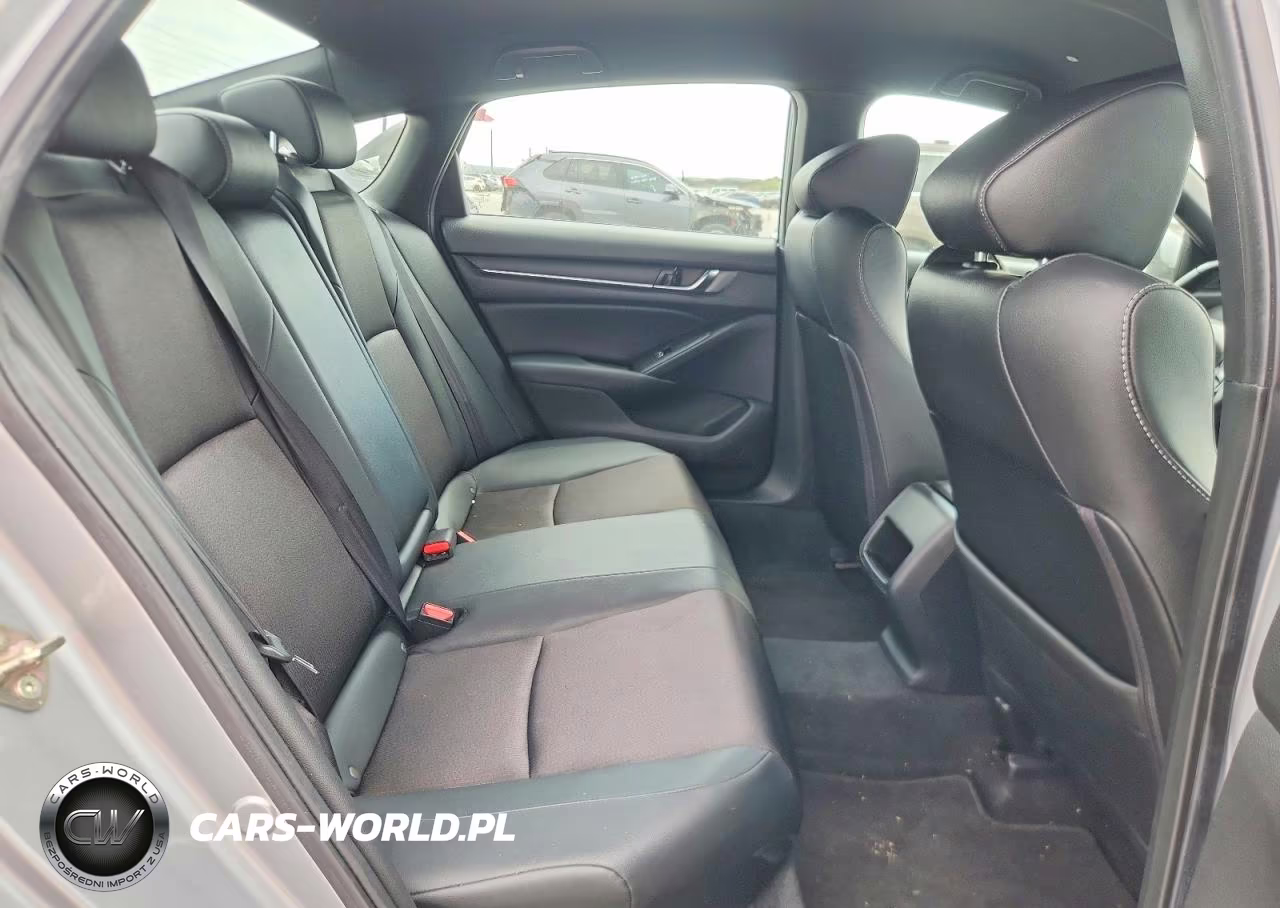 2019 Honda Accord Sport VIN:1HGCV1F35KA138329 - 10