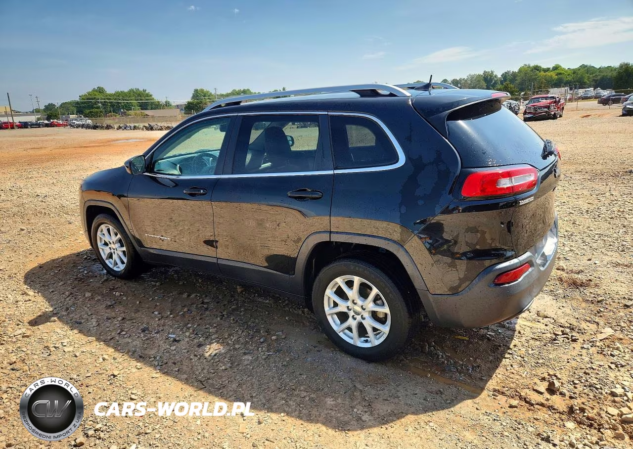 2016 Jeep Cherokee Latitude VIN:1C4PJLCB9GW230671 - 2