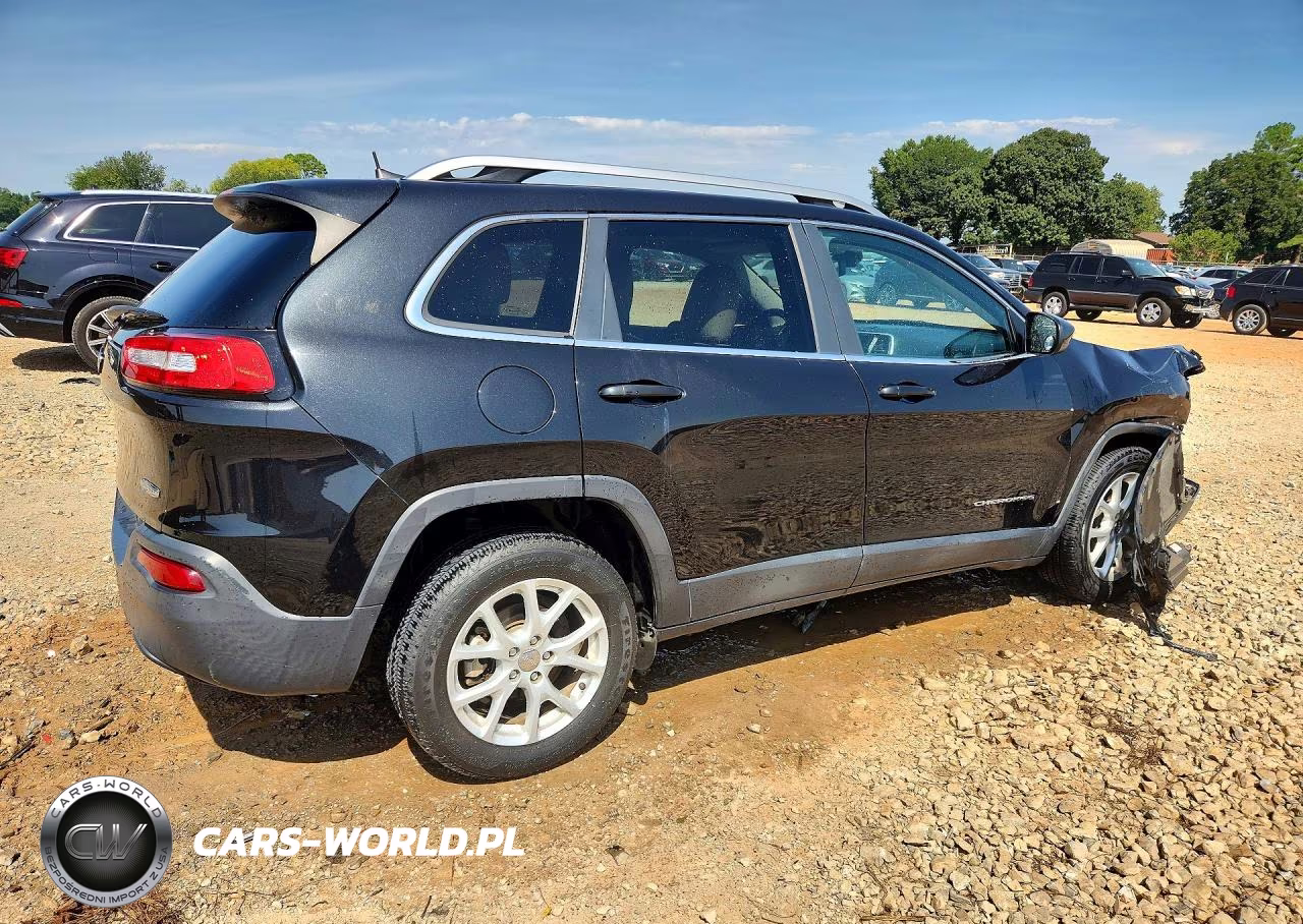2016 Jeep Cherokee Latitude VIN:1C4PJLCB9GW230671 - 3