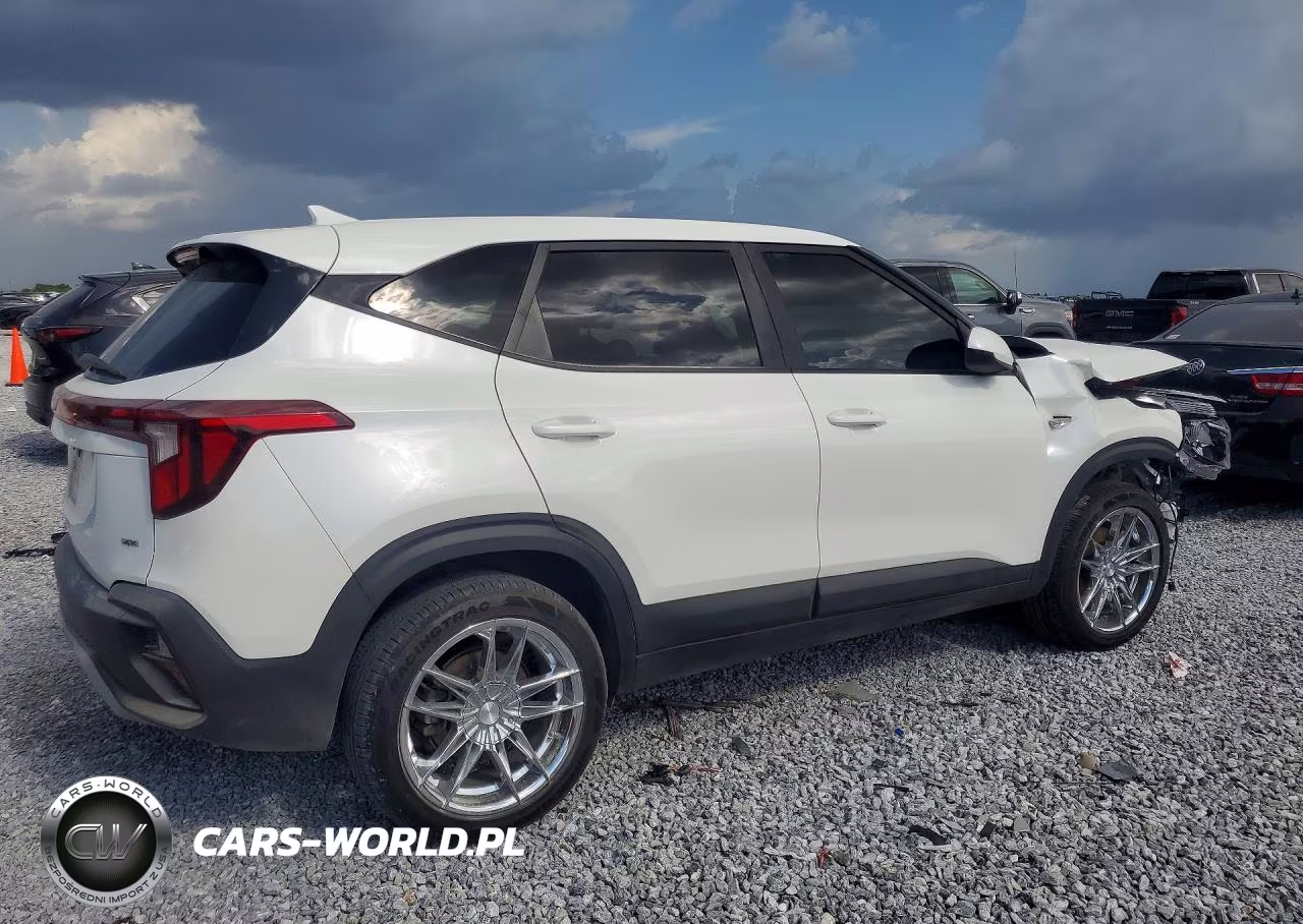 2024 Kia Seltos Lx VIN:KNDEPCAA6R7639854 - 3