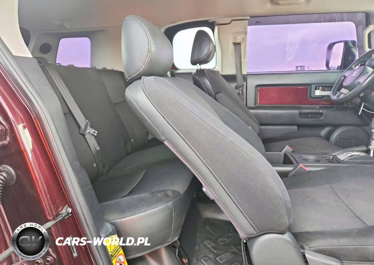 2007 Toyota Fj Cruiser Base VIN:JTEZU11F370018356 - 11