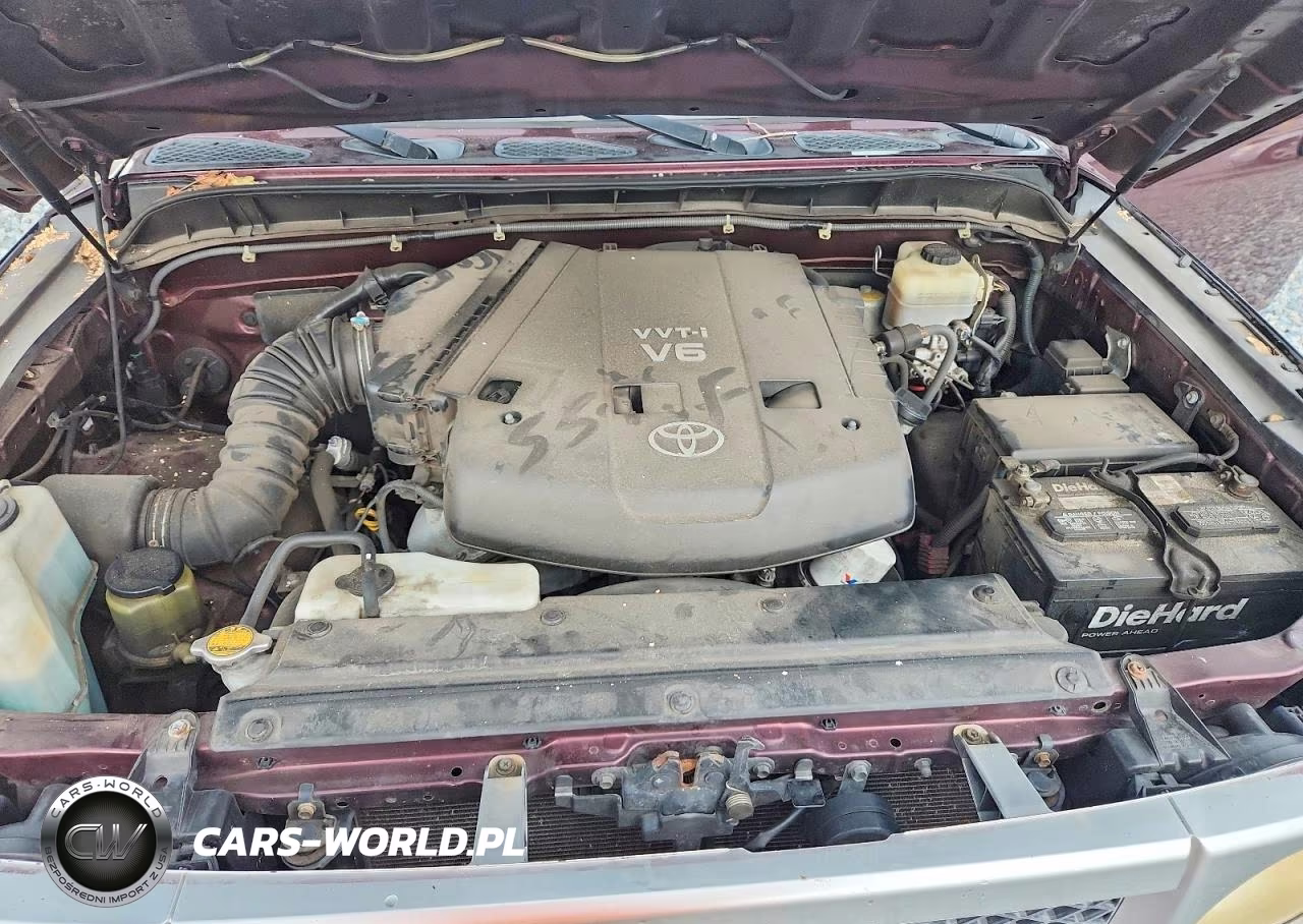 2007 Toyota Fj Cruiser Base VIN:JTEZU11F370018356 - 12