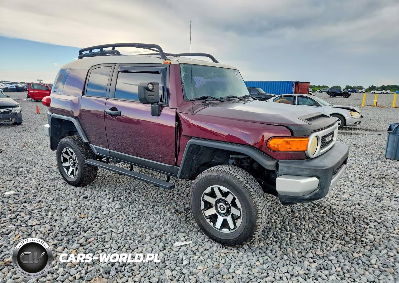 2007 Toyota Fj Cruiser Base VIN:JTEZU11F370018356 - 4