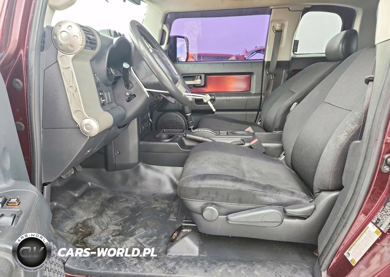 2007 Toyota Fj Cruiser Base VIN:JTEZU11F370018356 - 7