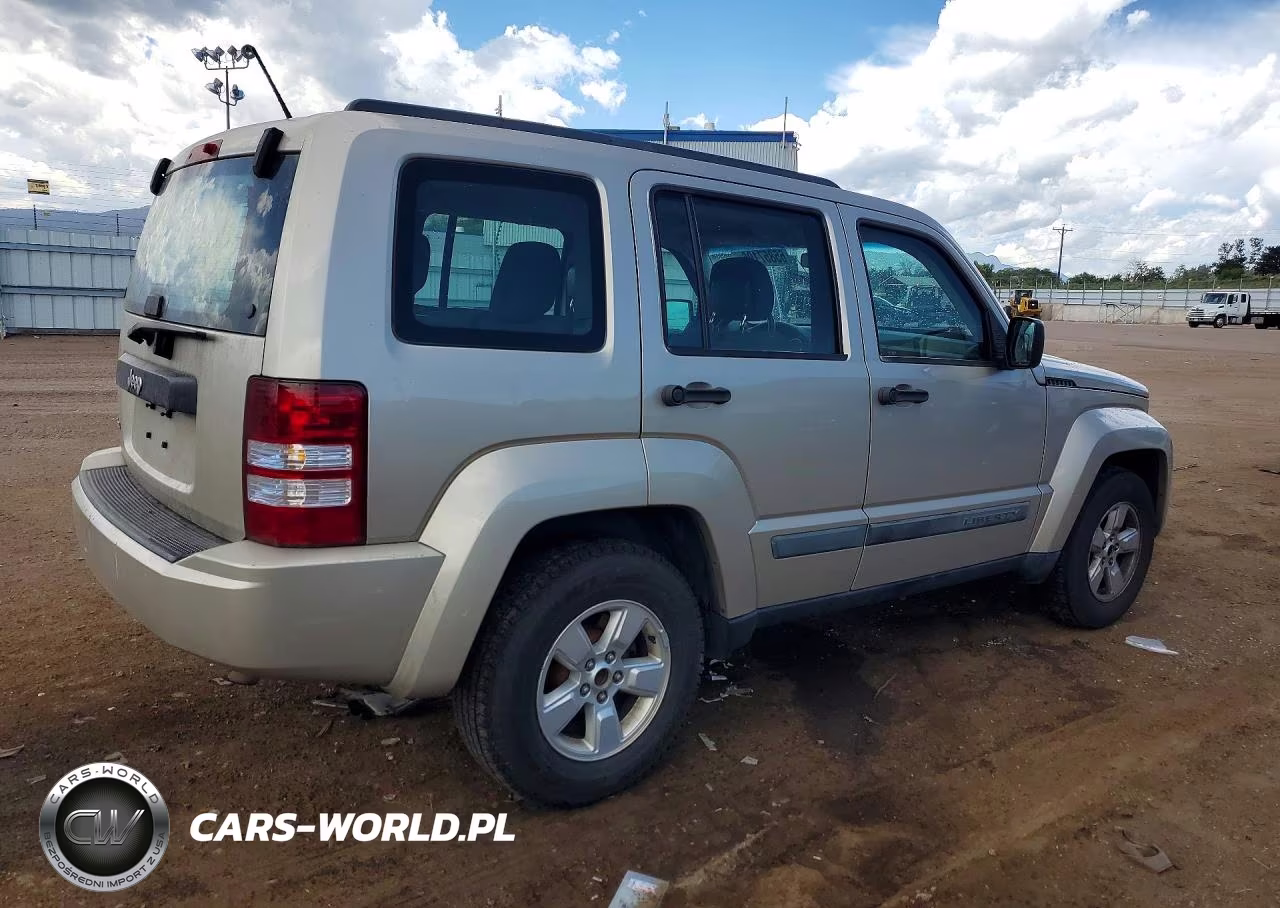 2010 Jeep Liberty Sport VIN:1J4PN2GK4AW180224 - 3