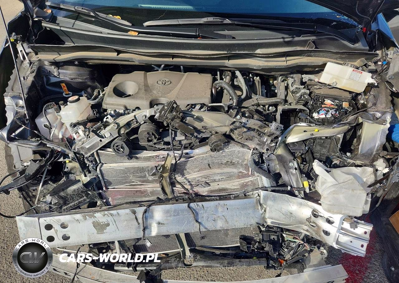 2025 Toyota Sienna Le VIN:5TDBRKEC2SS256167 - 12