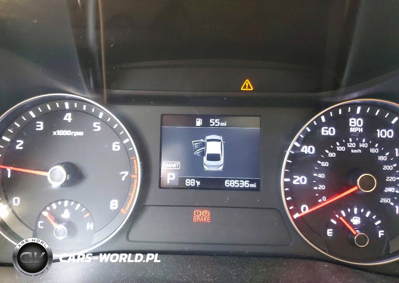 2019 Kia Forte Lxs VIN:3KPF24AD3KE092891 - 9